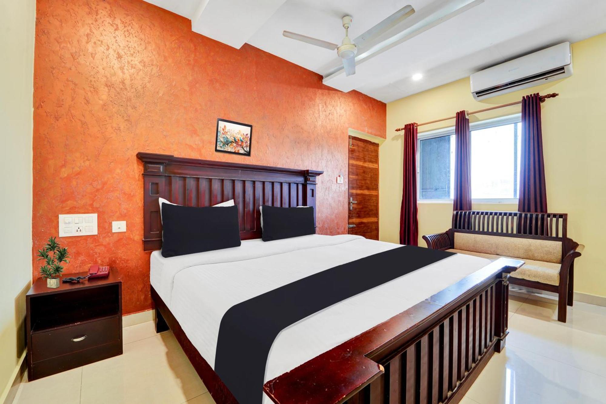 Super Townhouse Ernakulam North Hotel Kochi Екстериор снимка