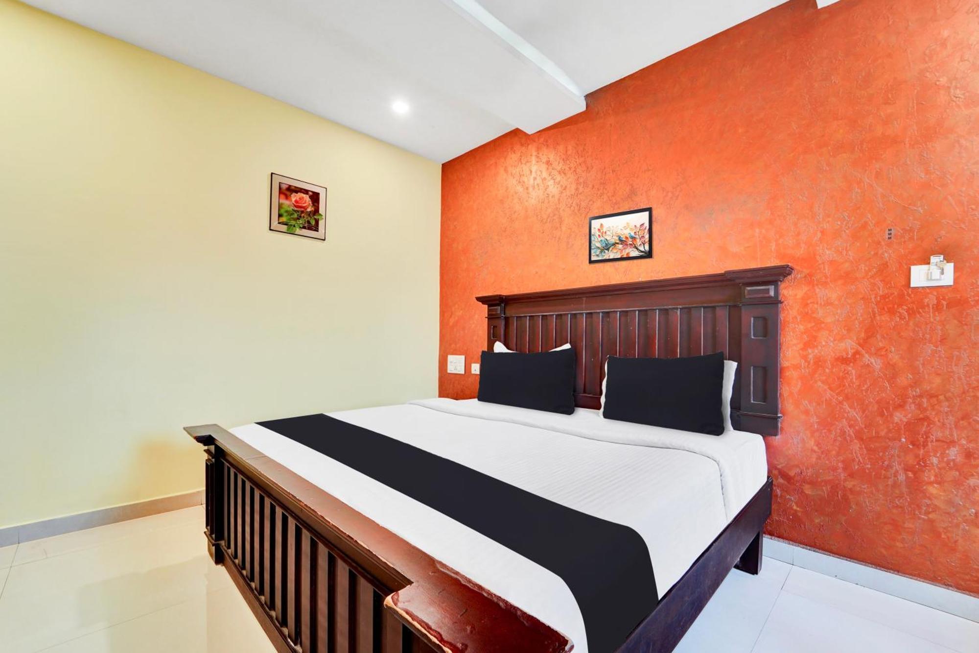 Super Townhouse Ernakulam North Hotel Kochi Екстериор снимка